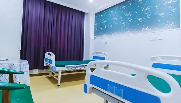 贡品皇后VS邪魅暴君：独宠俏后